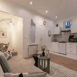 Mba - Courcelles - Splendide * פריז