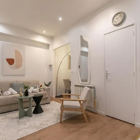 Mba - Courcelles - Splendide Appartamento *