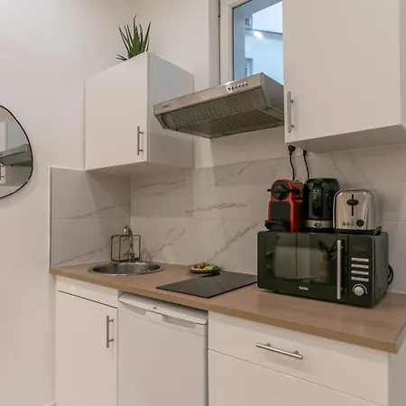 Mba - Courcelles - Splendide Apartman