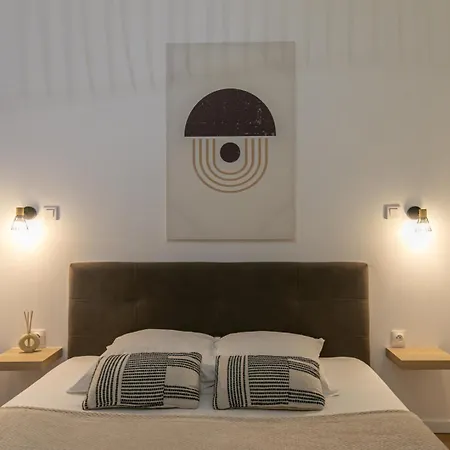 Mba - Courcelles - Splendide Apartman *