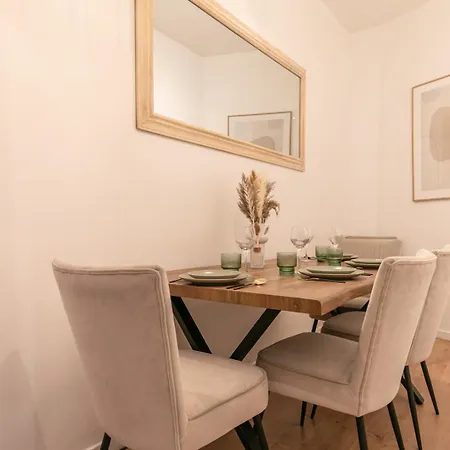 Mba - Courcelles - Splendide Apartman