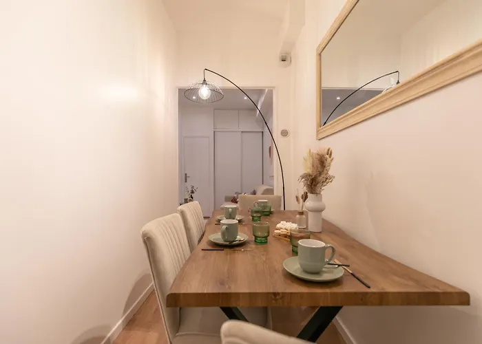 Mba - Courcelles - Splendide Lejlighed *